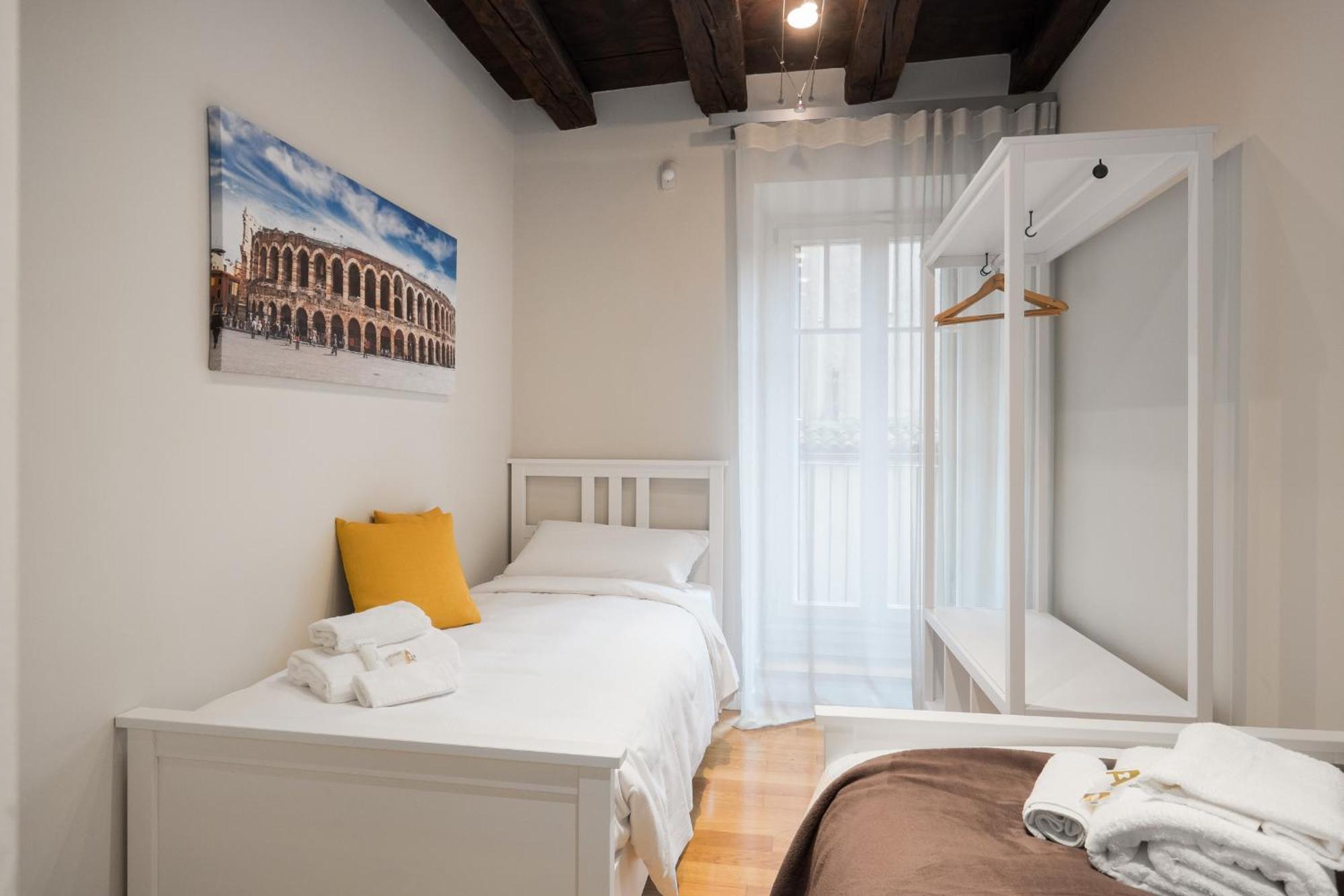Flats4Rent Federica Lägenhet Verona Exteriör bild