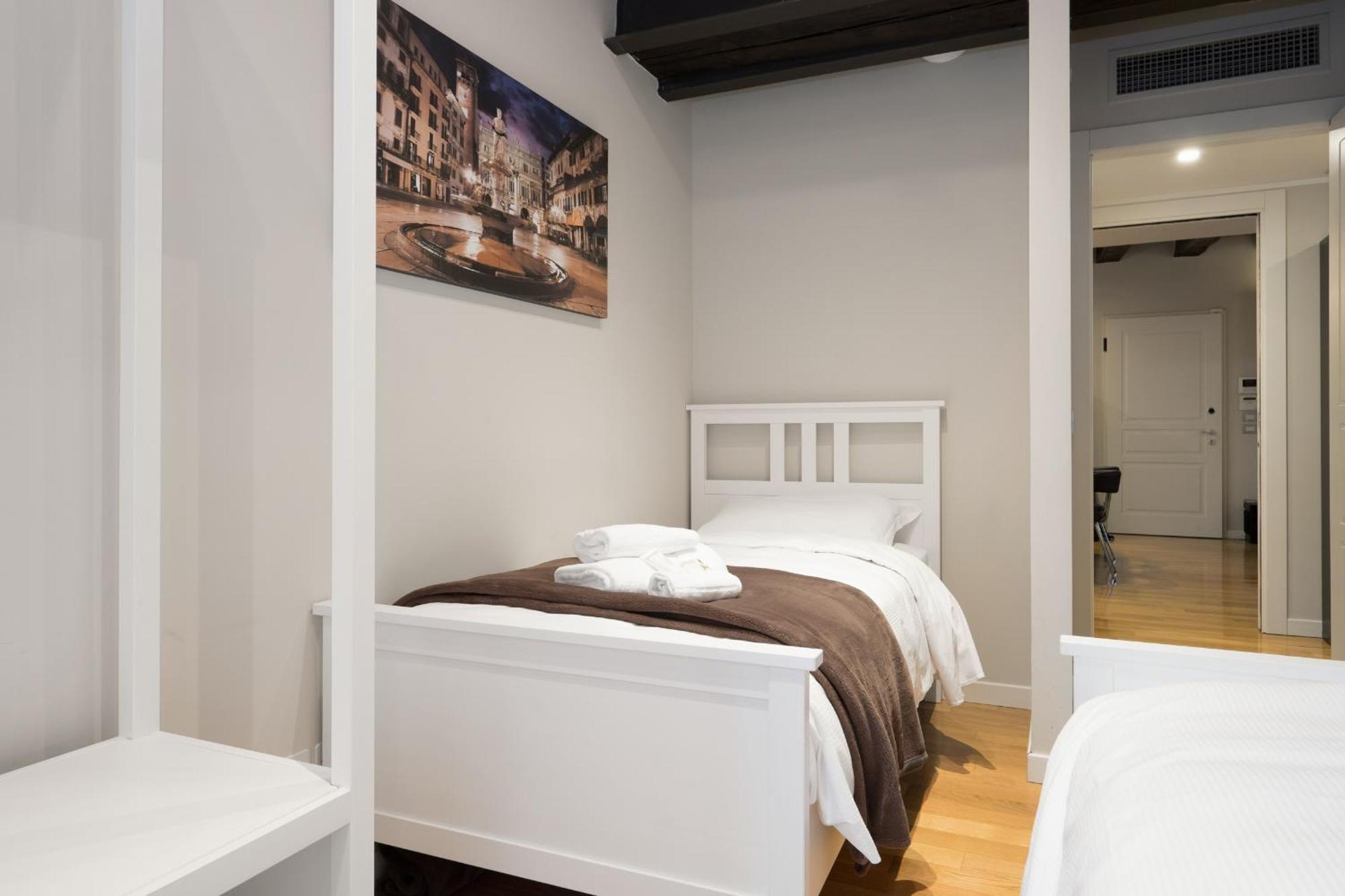 Flats4Rent Federica Lägenhet Verona Exteriör bild