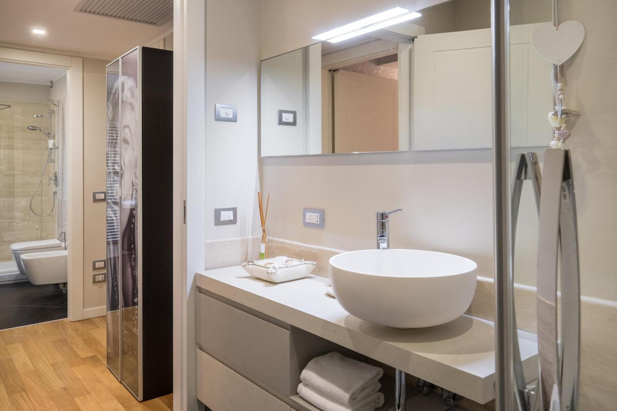 Flats4Rent Federica Lägenhet Verona Exteriör bild