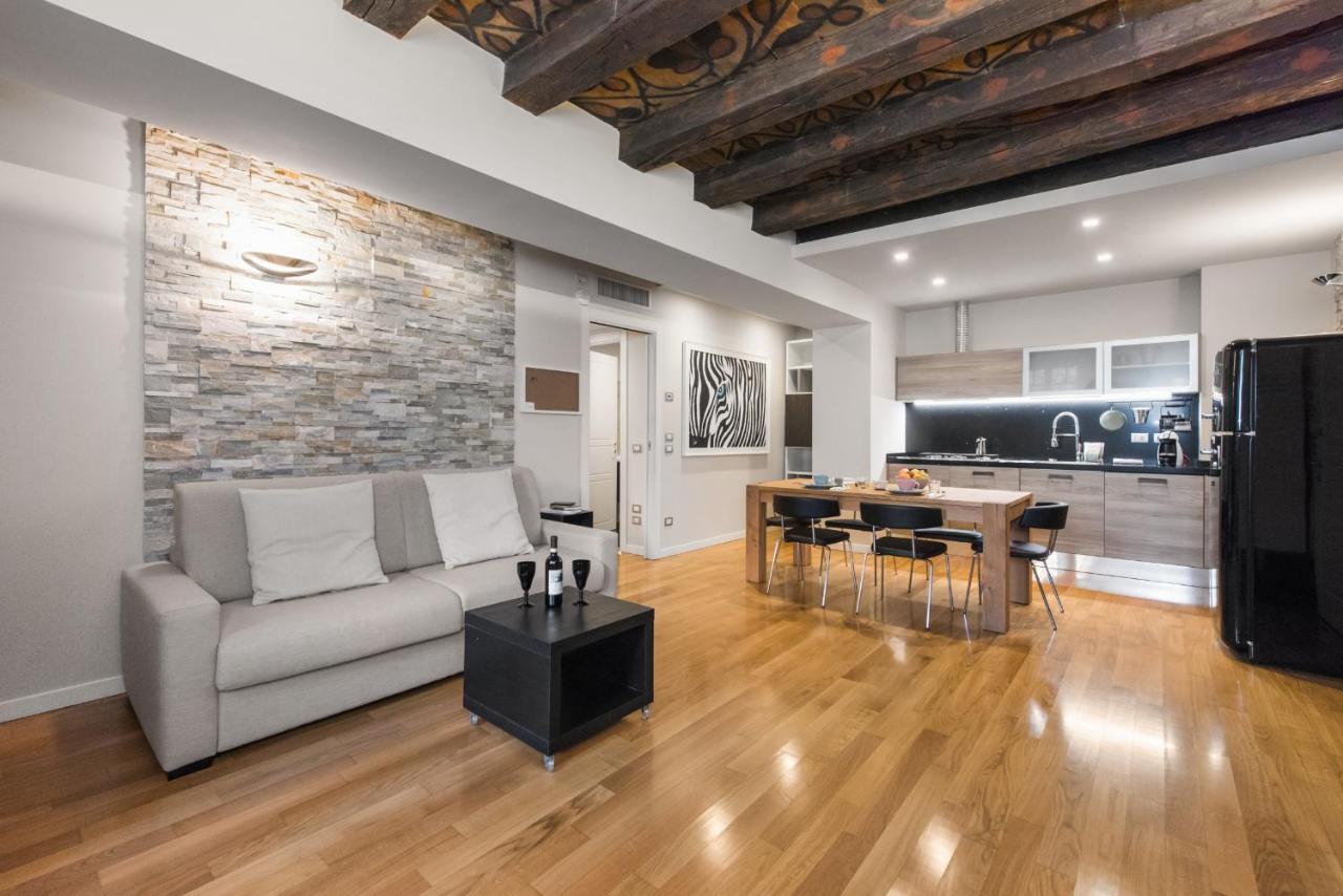 Flats4Rent Federica Lägenhet Verona Exteriör bild